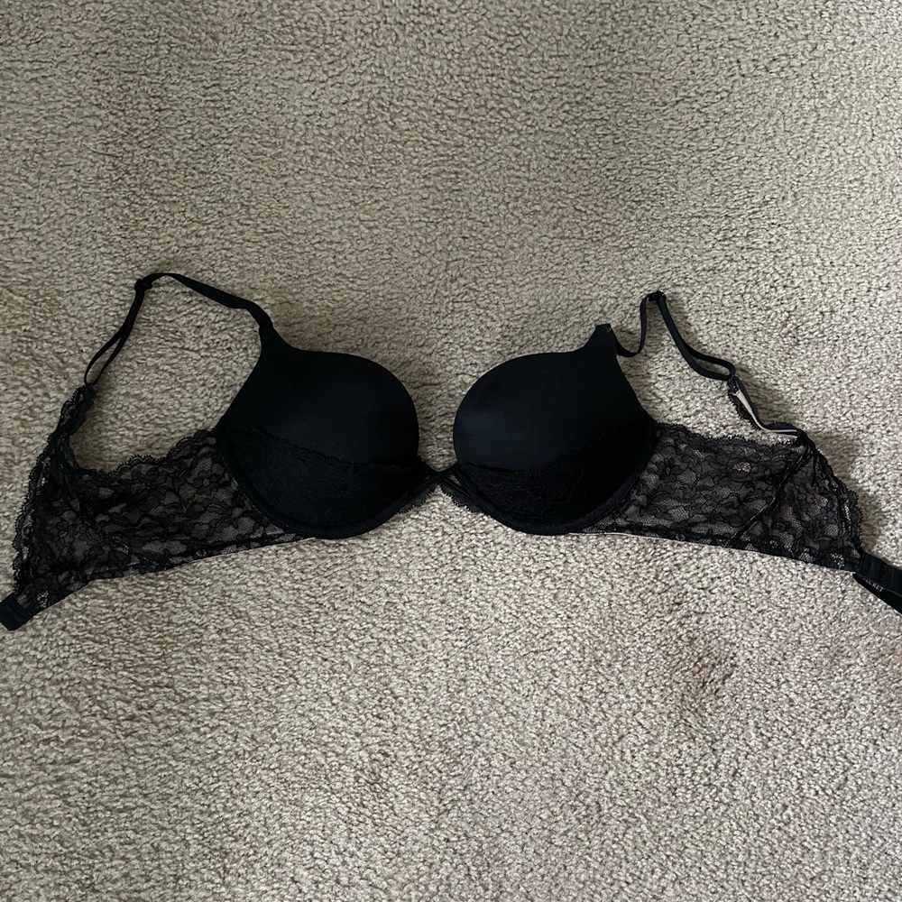 Victoria’s Secret Very Sexy Padded Demi size 34C